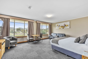 Premier Room, 1 King Bed