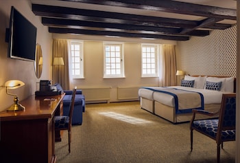 Superior Room, 2 Twin Beds, Courtyard View