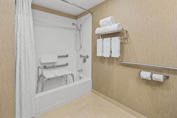 Standard Room, 2 Double Beds, Accessible, Non Smoking (Communications, Accessible Tub)