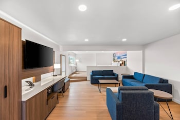 Suite, Multiple Beds, Non Smoking (Efficiency)