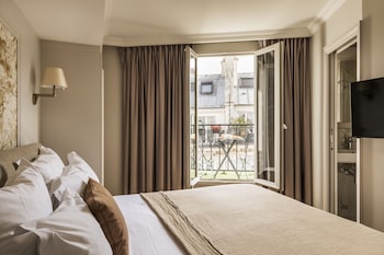 Elegance Room with Balcony