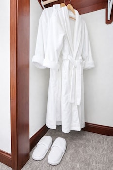 Presidential King Shower Only