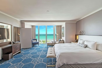 Suite, 1 Bedroom, Ocean View (Parlor, 1 King bed)