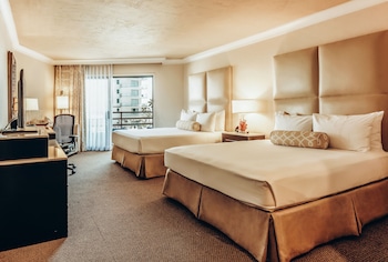 Room, 2 Queen Beds, Partial Ocean View (Huntington Tower)