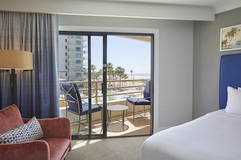 Room, 2 Queen Beds, Resort View (Huntington Tower)