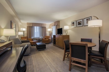 Suite, 1 King Bed, Jetted Tub