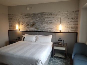 Junior Suite, 1 King Bed
