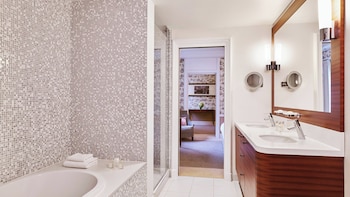 Prestige Junior Suite