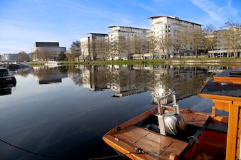 Superior Room, 1 King Bed (Canal Saint Félix)
