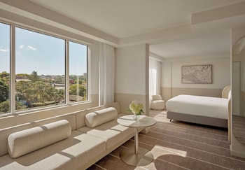 Junior Suite, 1 King Bed (Coogee View)