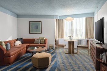 Suite, 1 King Bed, Mobility Accessible, Non Smoking (Communications, Mobility)