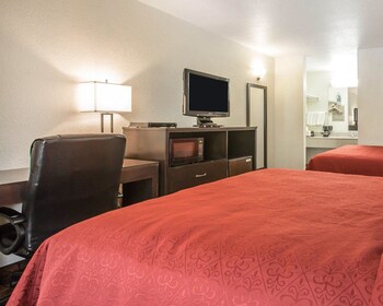Standard Room, 2 Queen Beds, Non Smoking