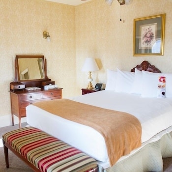 Bell Tower Suite