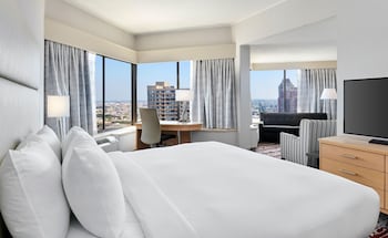 Junior Suite, 1 King Bed