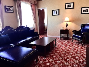Grand Suite, 1 King Bed, Non Smoking