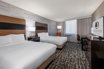 Standard Room, 2 Queen Beds, Microwave