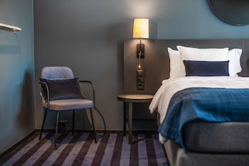 Standard Double Room, 1 King Bed (Upper Floor)