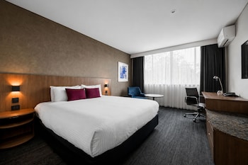 Classic Room, 1 King Bed