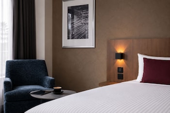 Superior Room, 1 King Bed, Balcony