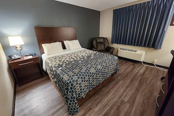 Standard Room, 1 Queen Bed, Non Smoking