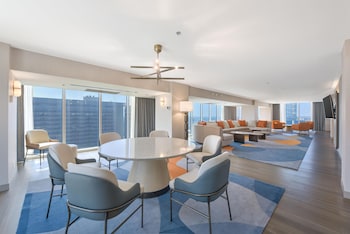 Presidential Suite, 1 King Bed (High Floor)
