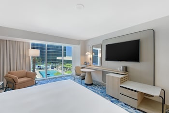 Room, 2 Queen Beds, Hearing Accessible (Accessible Hearing, Pool View)
