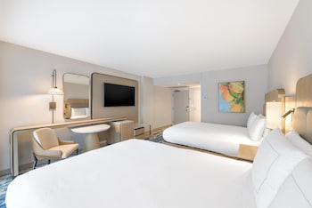 Room, 2 Queen Beds, Accessible (Mobility & Hearing)