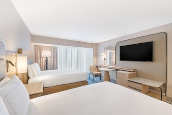 Room, 2 Queen Beds, Hearing Accessible (Hearing)