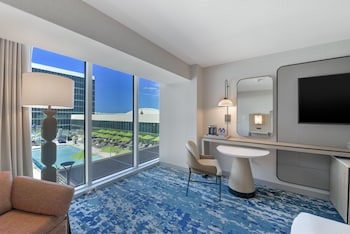 Room, 2 Queen Beds, Hearing Accessible (Accessible Hearing, Pool View)