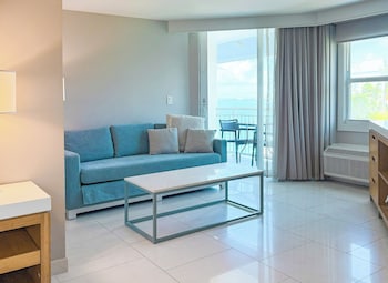 Room, 1 King Bed with Sofa bed, Partial Ocean View