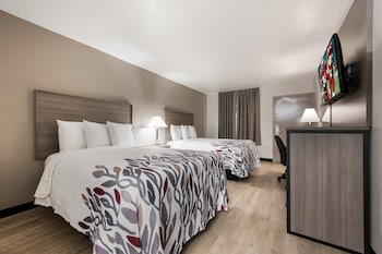 Deluxe Room, 2 Double Beds, Non Smoking (Renovated)