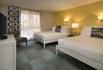 Terrace Ocean View 2 Queen Suite (Stair Access Only)