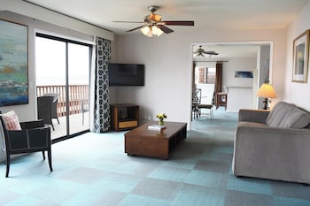 Suite, Terrace, Ocean View (2-Bed/2-Bath Suite)