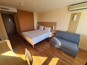 Premium Room, 1 Double Bed with Sofa bed