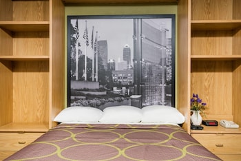 Studio Suite, 1 Queen Bed, Non Smoking