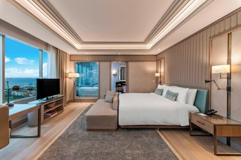 Presidential Suite, 1 King Bed, Sea View