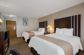 Standard Room, 2 Queen Beds, Non Smoking