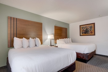 Standard Room, 2 Queen Beds, Non Smoking