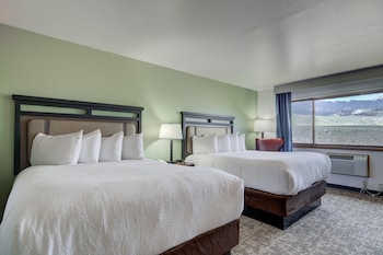 Standard Room, 2 Queen Beds, Non Smoking, River View