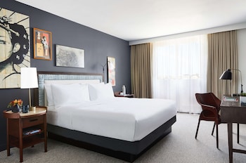 Room, 1 King Bed, City View