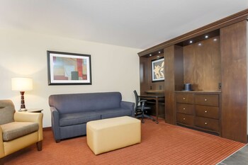 Studio, Non Smoking (2 Queen Beds & Sofa Bed)
