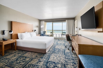 Room, 1 King Bed (Mobility Accessible, Tub)