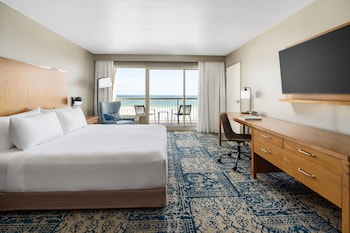 Room, 1 King Bed (Mobility Accessible, Tub)