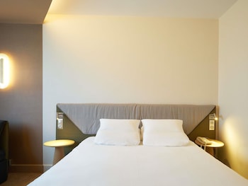 Family Room, Multiple Beds (Superior)