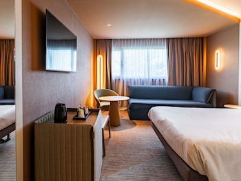 Family Room, Multiple Beds (Superior)