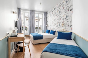 Triple room - Complimentary soft minibar,courtesy tray, Chromecast and digital press