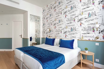 Twin Room - Complimentary soft minibar,courtesy tray, Chromecast and digital press