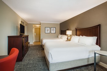 Suite, Multiple Beds, Balcony