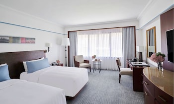 Executive Suite, 2 Twin Beds (Renovated)