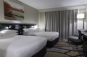Double Hilton Guest Room